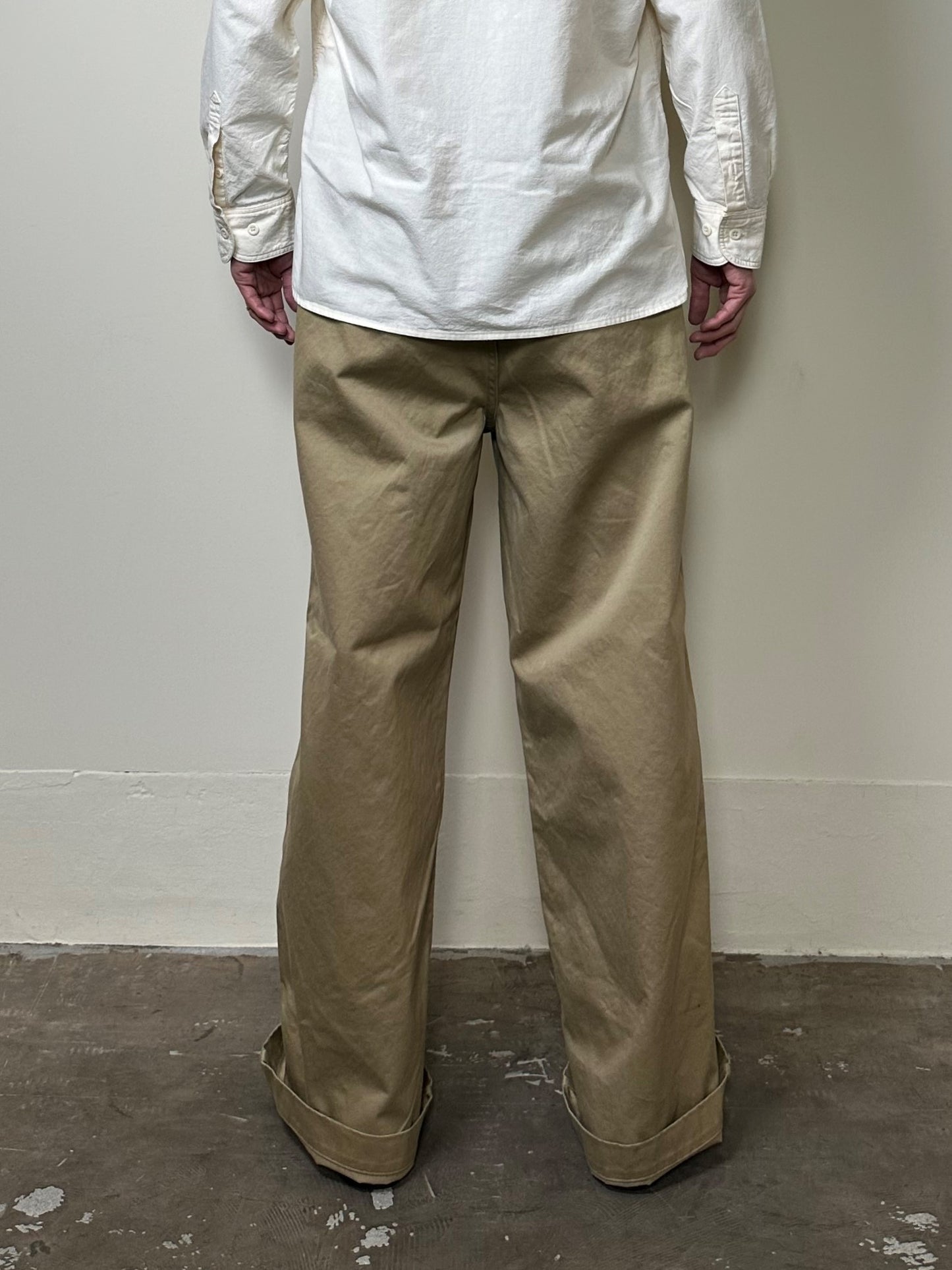 ルーズイージーチノトラウザー / Loose easy chino trousers