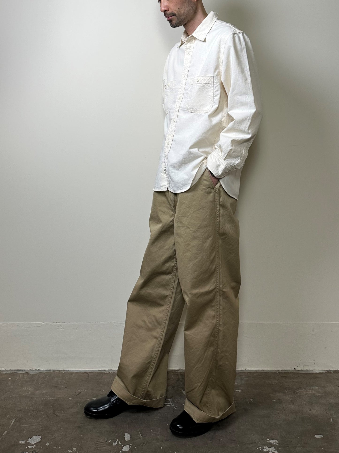 ルーズイージーチノトラウザー / Loose easy chino trousers