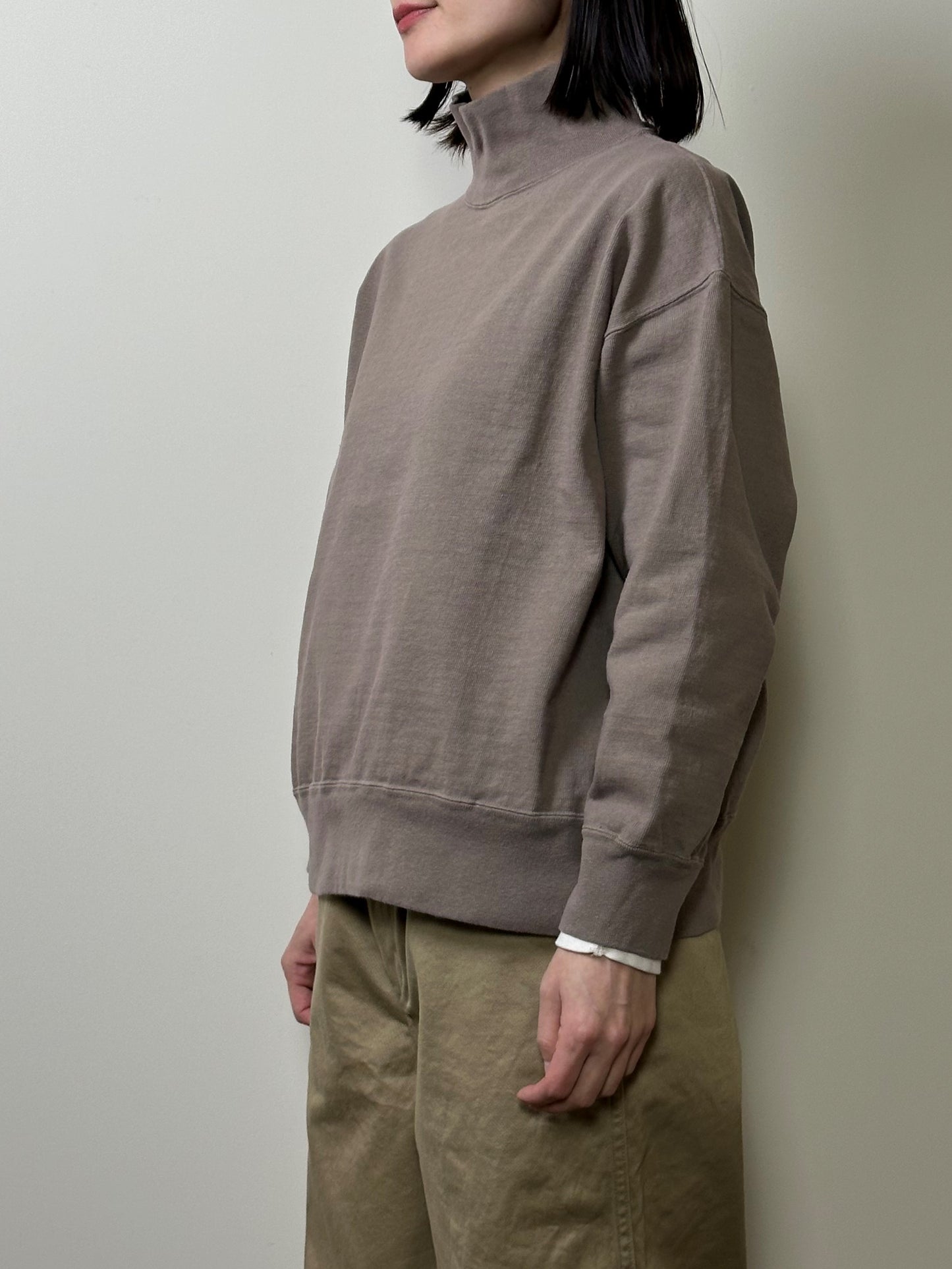 チューブハイネックマニッシュトレーナー /High neck mannish Tube trainer