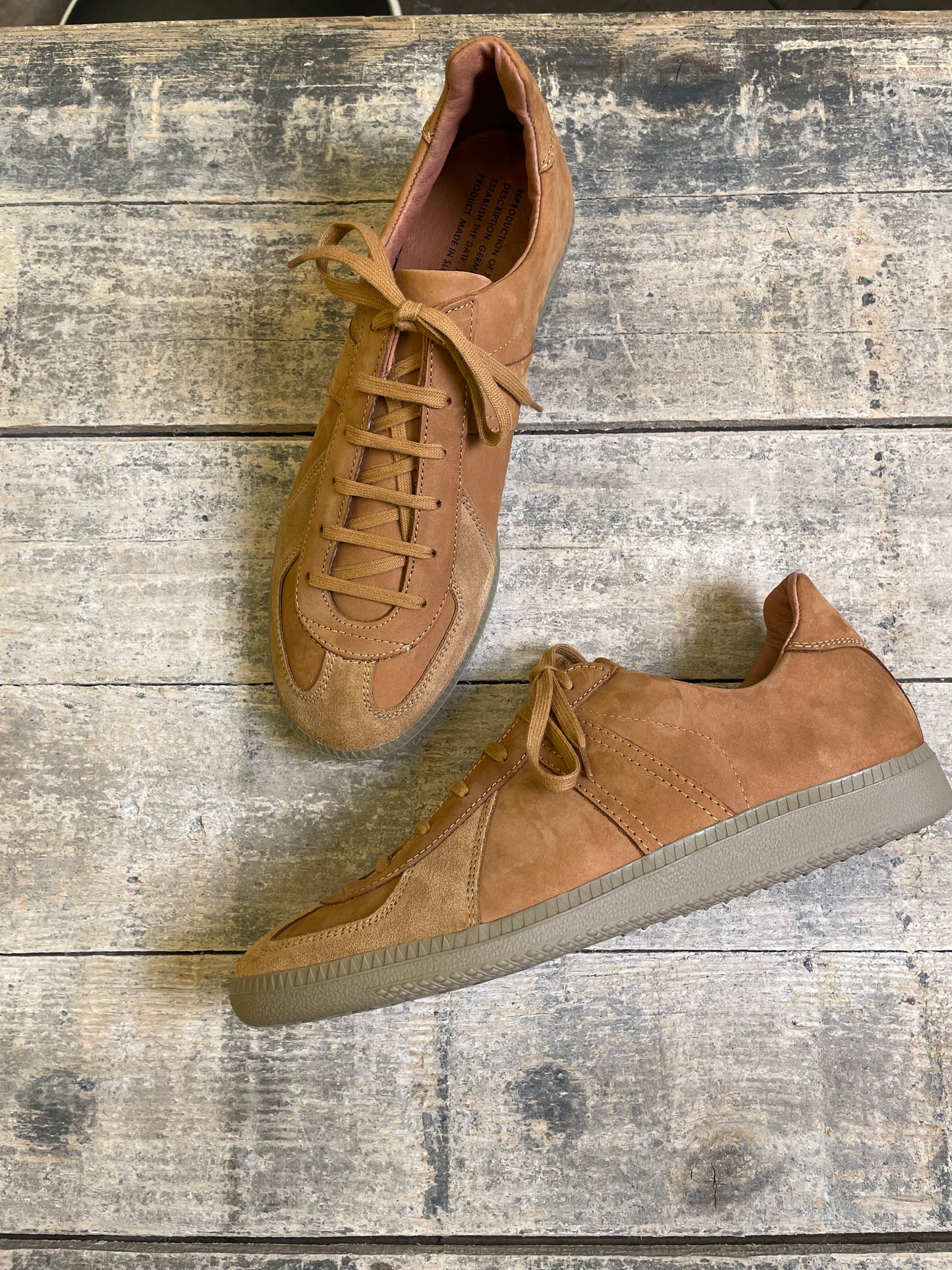 ジャーマンミリタリートレーナー / German military trainer