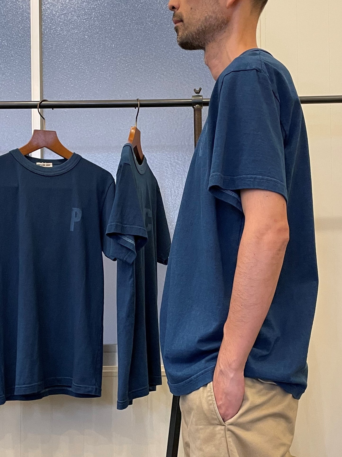 インディゴショートスリーブスタンプTシャツ / Indigo short sleeves stamp T-shirt