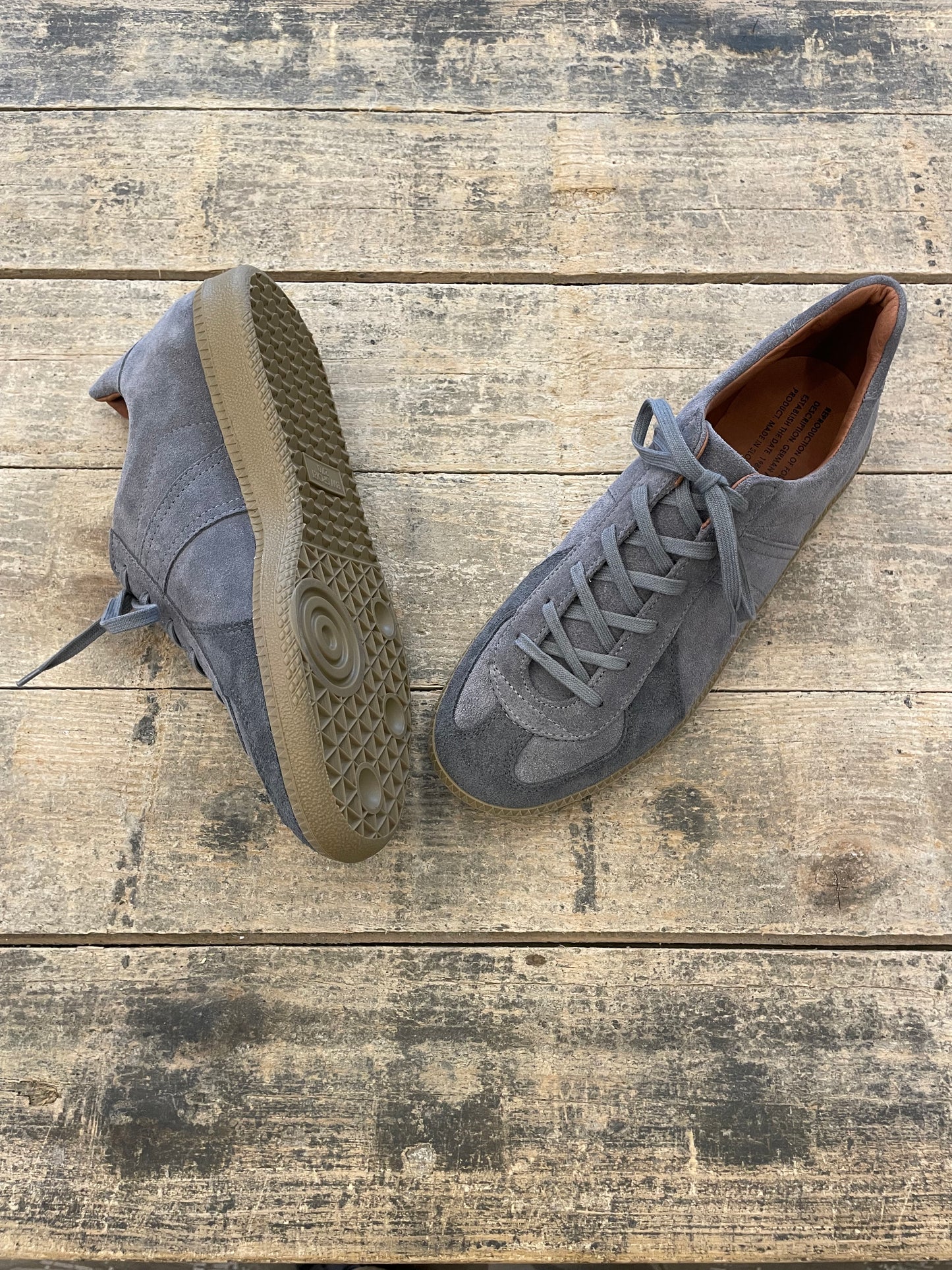 ジャーマンミリタリートレーナー / German military trainer
