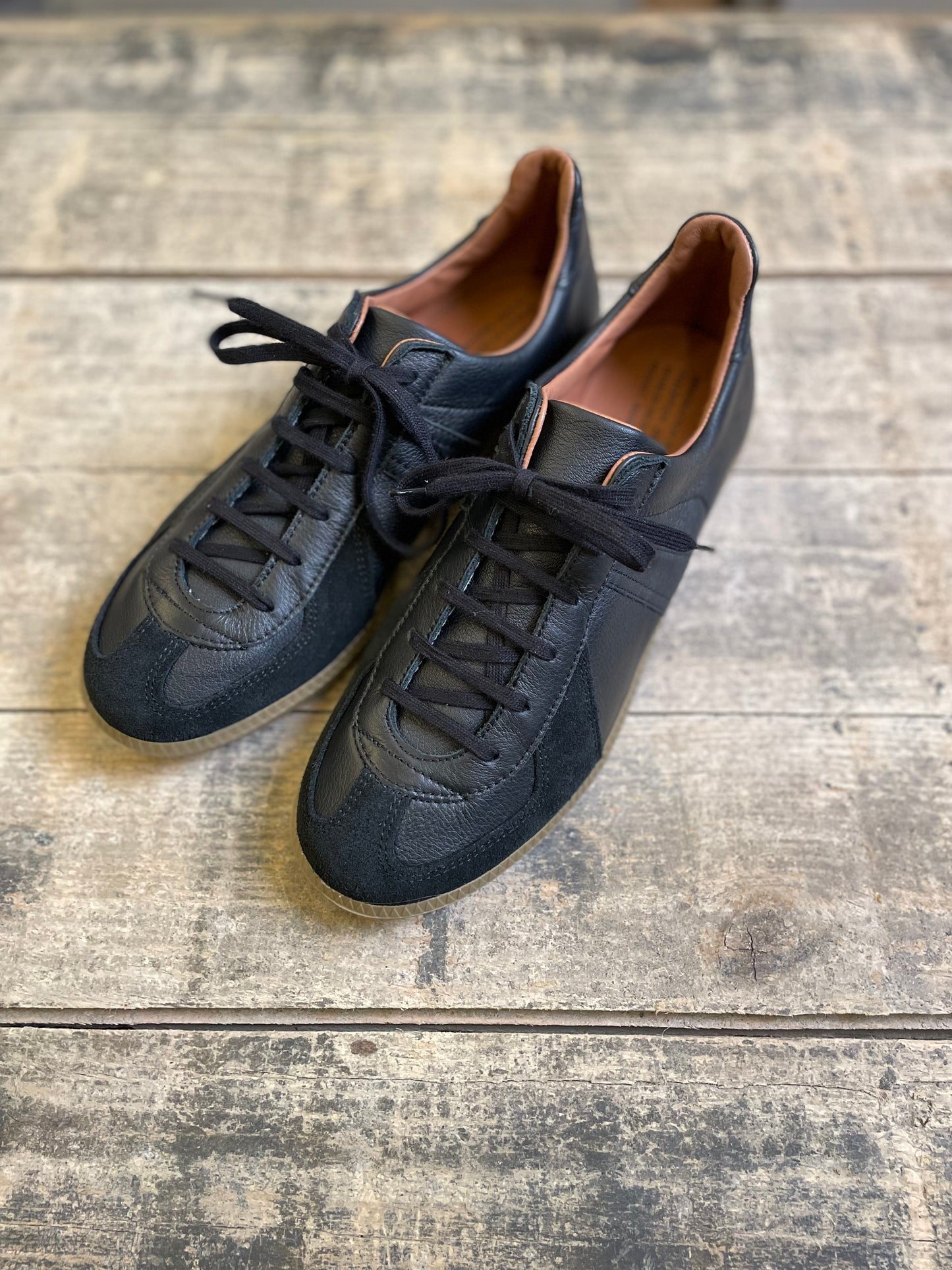 ジャーマンミリタリートレーナー / German military trainer