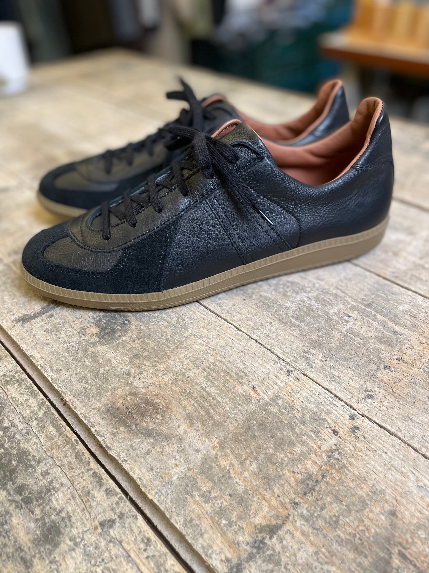 ジャーマンミリタリートレーナー / German military trainer