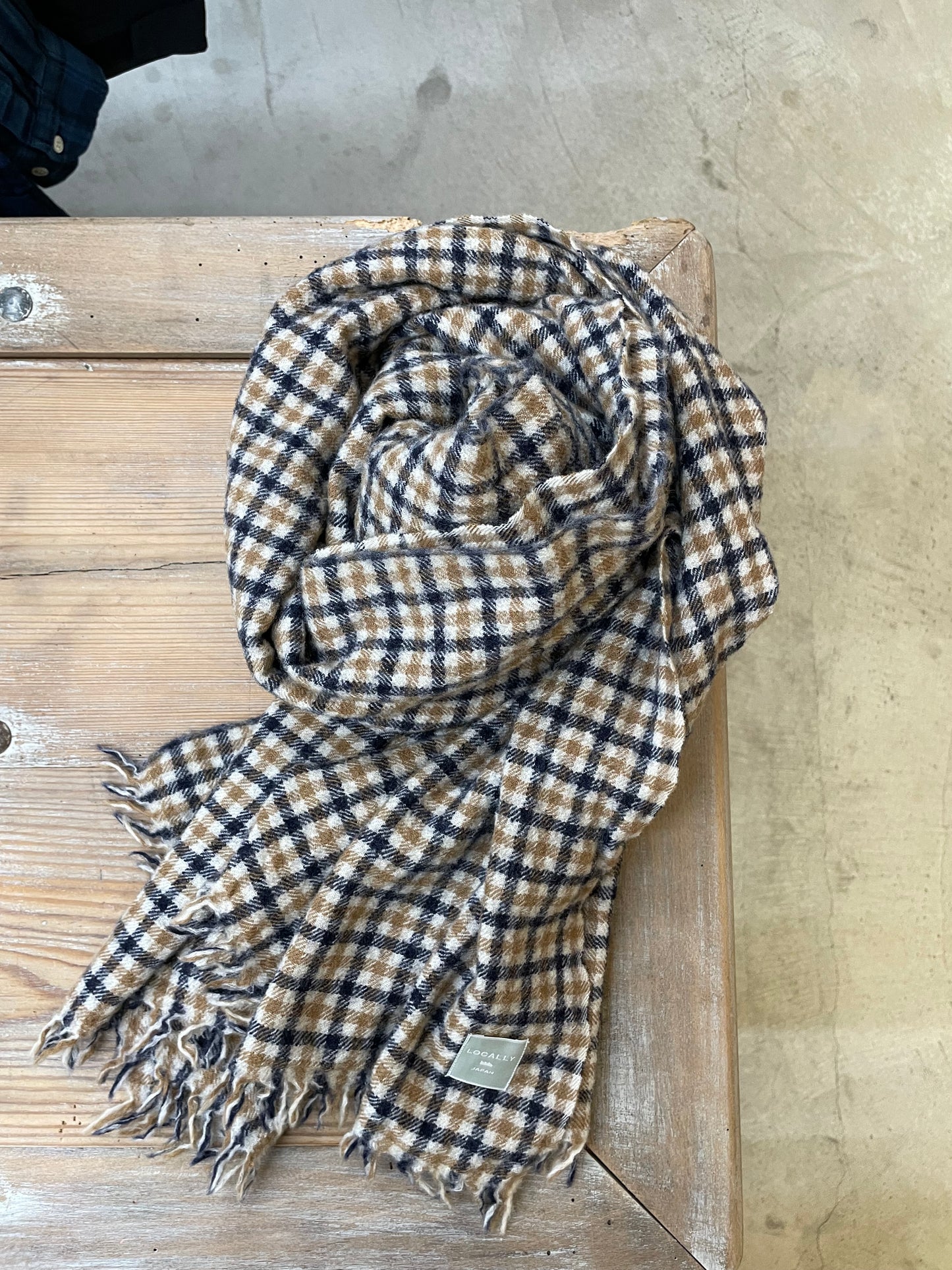 Locally Check Muffler / ローカリー チェック マフラー