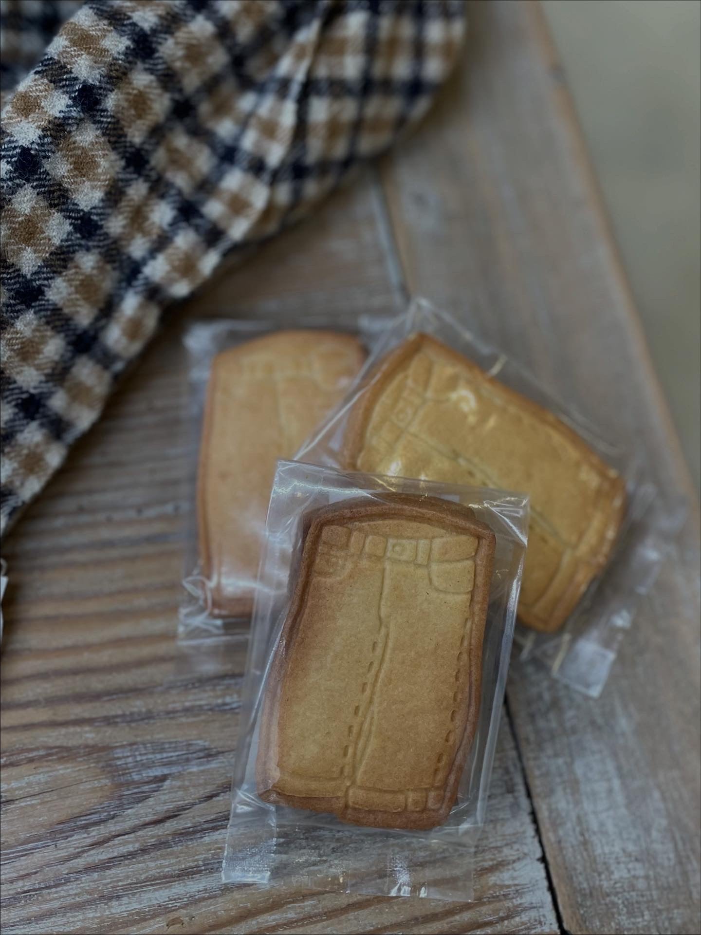 Locally Check Muffler / ローカリー チェック マフラー