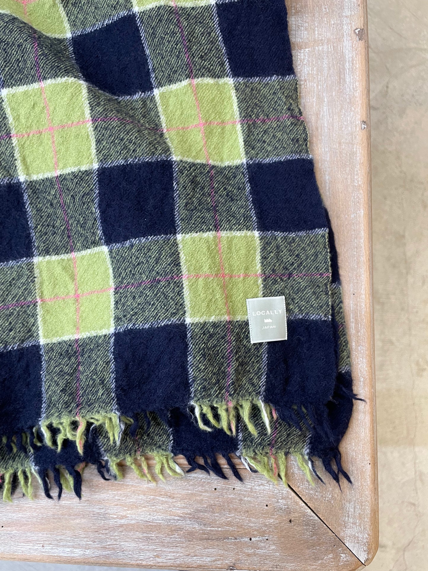 Locally Check Muffler / ローカリー チェック マフラー